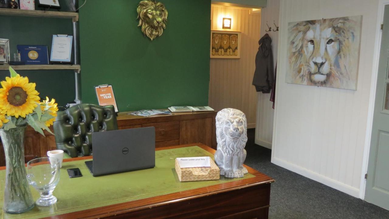 Hotel The Lion Waddesdon Exterior foto